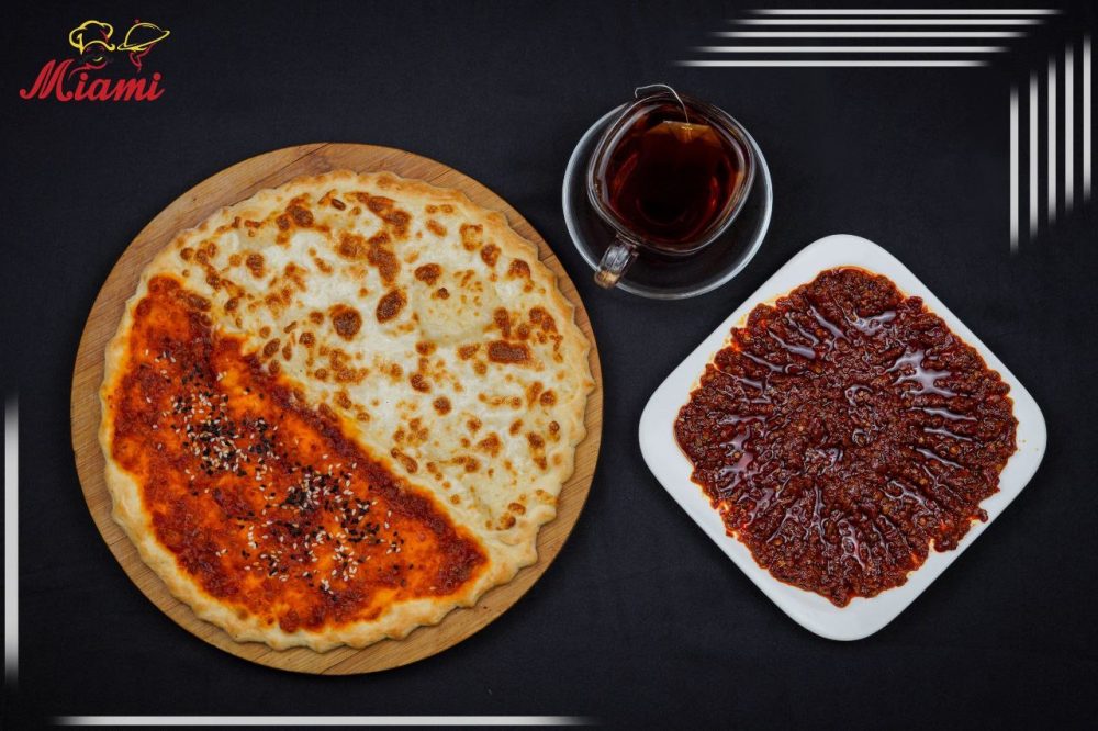 جبنة مع محمرة