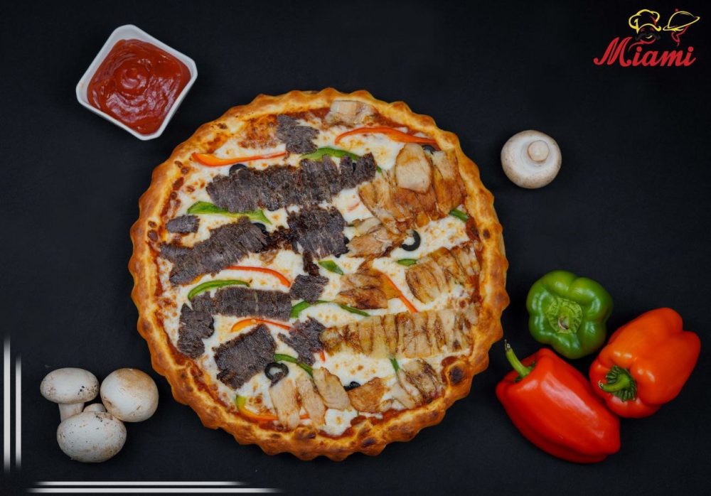 بيتزا مشكل عائلي